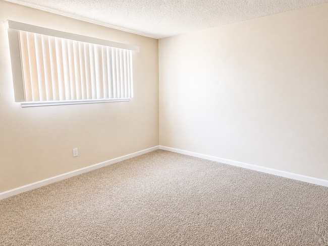 Photo - Mountain Vista Apartments
