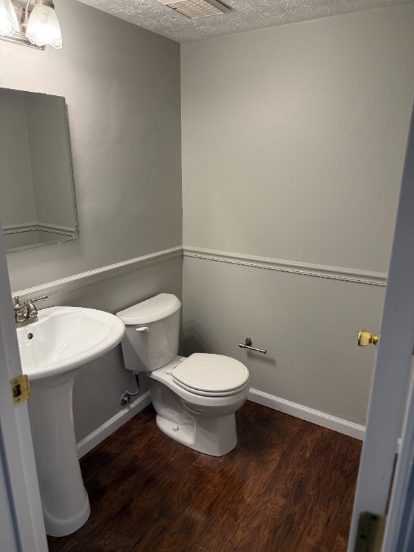 Photo - 14 Oakwood Ct