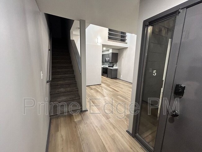 Building Photo - 1741 Ridgehaven Ct