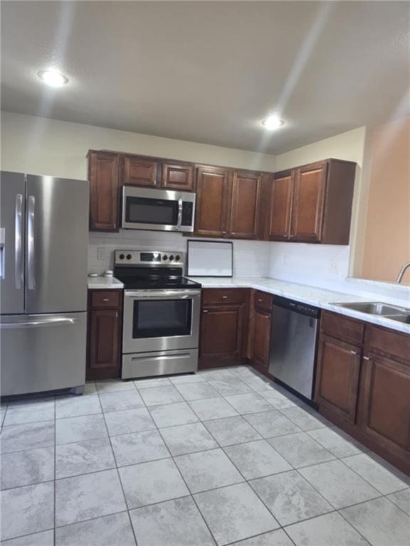 Photo - 856 NW Evans Cir