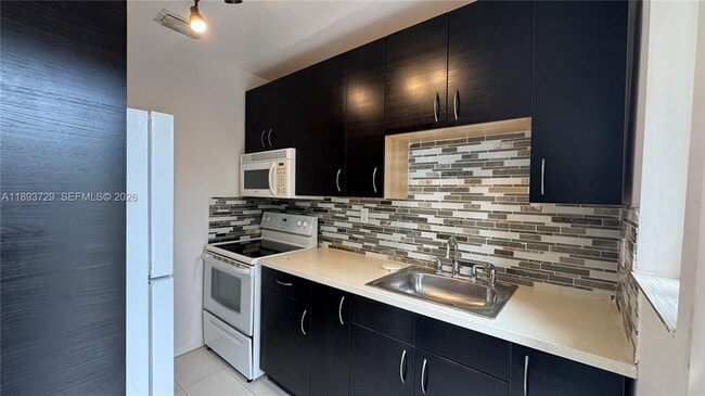 Photo - 11105 NE 9th Ave