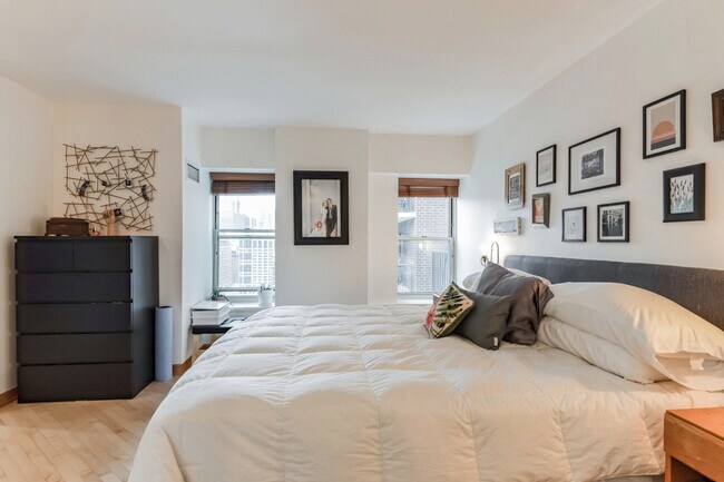 Photo - 40 E 9th St Unidad 1808