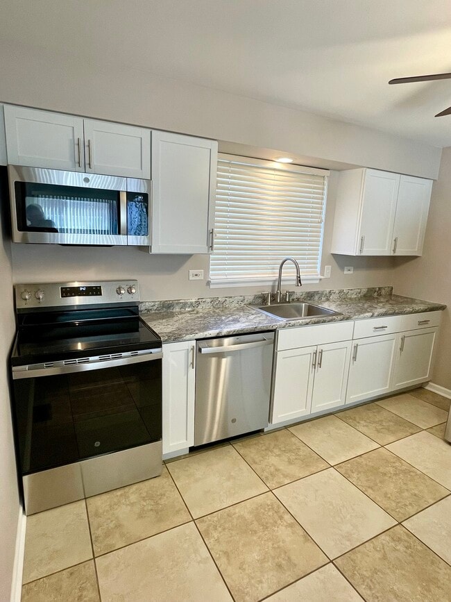 Photo - 28 N Main St Unit 1N