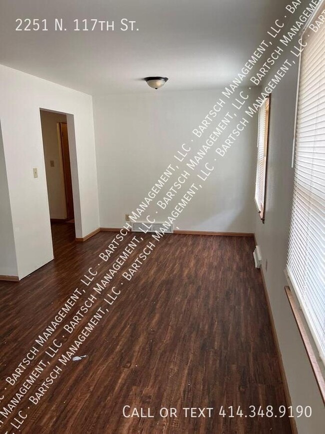 Photo - 2251 N 117th St