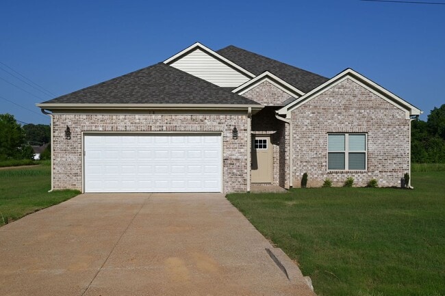 Building Photo - 4 bed, 2 bath in Atoka built in 2022 Rental