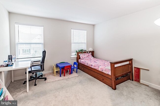 604 Longleaf Dr