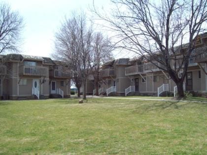 3 Bed 2.5 bath townhome in Ammon right beh... - 3 Bed 2.5 bath townhome in Ammon right beh...
