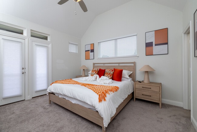 Photo - 450 S Edna Ave