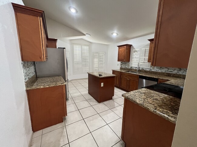 Photo - 1531 W Gail Dr