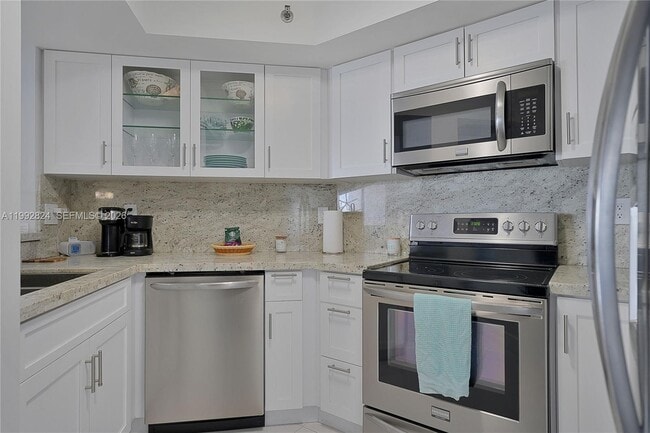 Photo - 6767 Collins Ave Unit 204