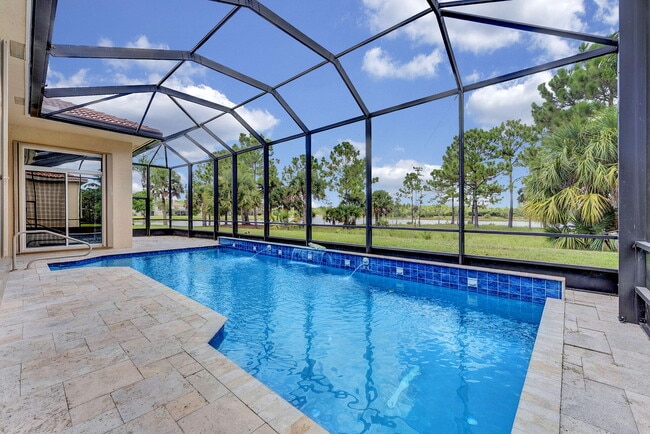 Building Photo - 8345 Pine Cay Rental