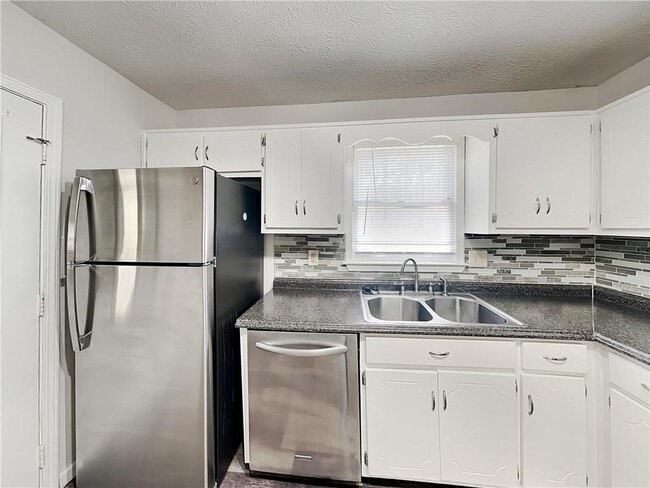 Photo - 65 Homeport Dr