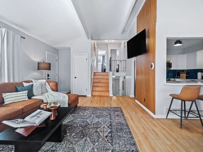 Photo - 676 Treeside Dr Unit SI ID1496089P