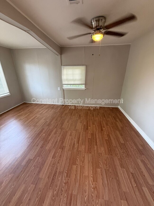Photo - 728 Key St