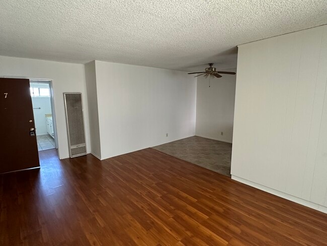 Photo - 6020 La Prada St