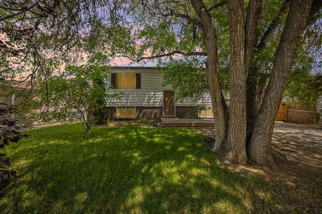 Photo - 1551 Chadwick Dr