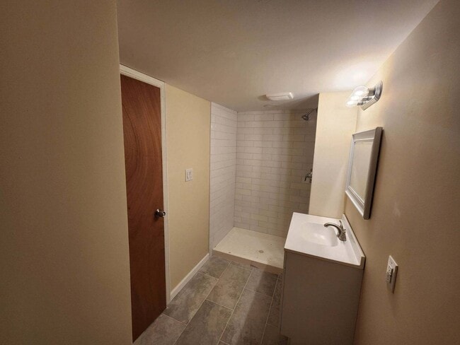 Photo - 24 Poplar Pl