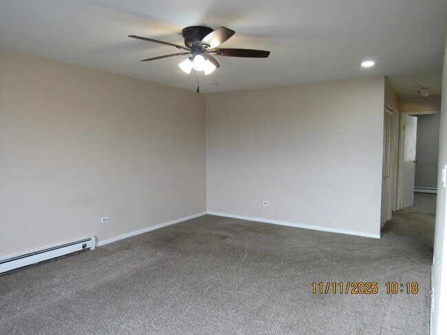 Photo - 1156 Copperfield Ln Unidad E Rental