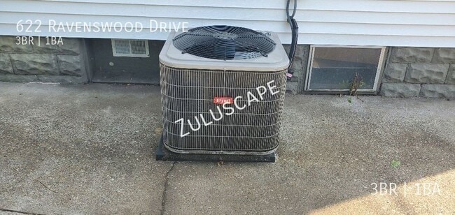 Photo - 622 Ravenswood Dr