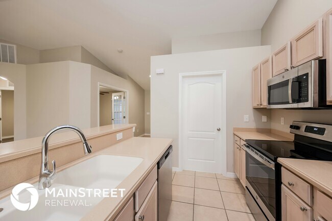 Photo - 3404 68th St W