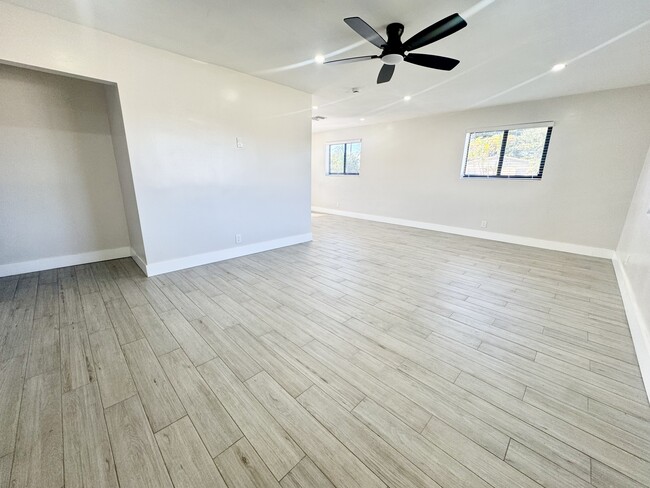 Photo - 412 SW 27th Terrace