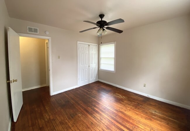 Photo - 22 S 28th St