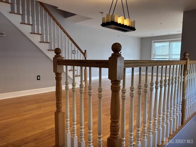 Photo - 112 N Broadway