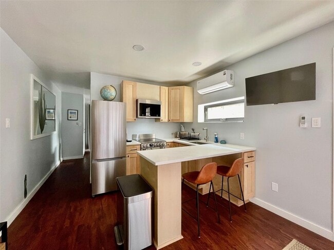 Photo - 1023 Nile St