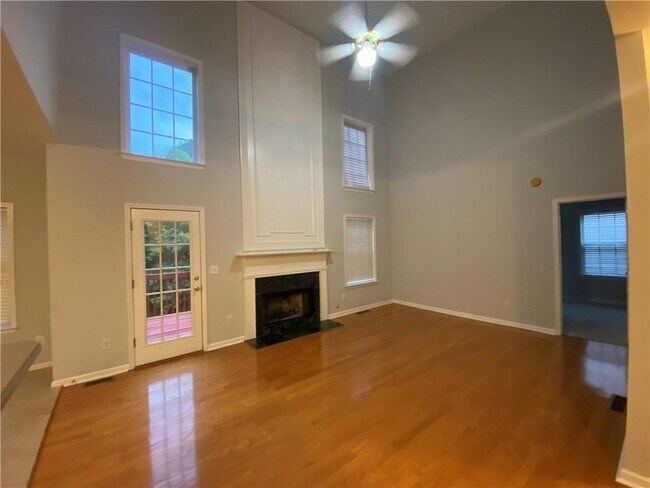 Photo - 12945 Morningpark Cir