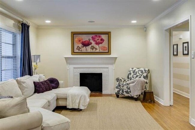 Photo - 4270 Minden Rd