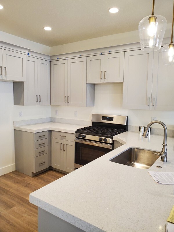 Photo - 980 W Vista Ridge Dr