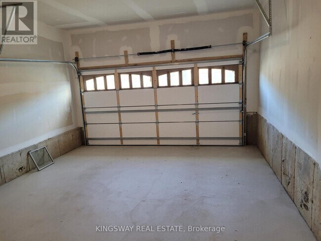 Photo - 524 Beckview Cres