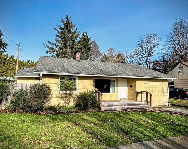 Building Photo - 4 Bedroom, 2 Bath House in SE Eugene