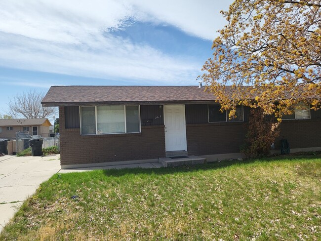 Building Photo - 263 W 300 N Unit 263