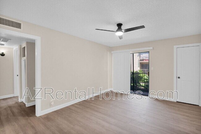 Photo - 1111 E University Dr Unidad #127