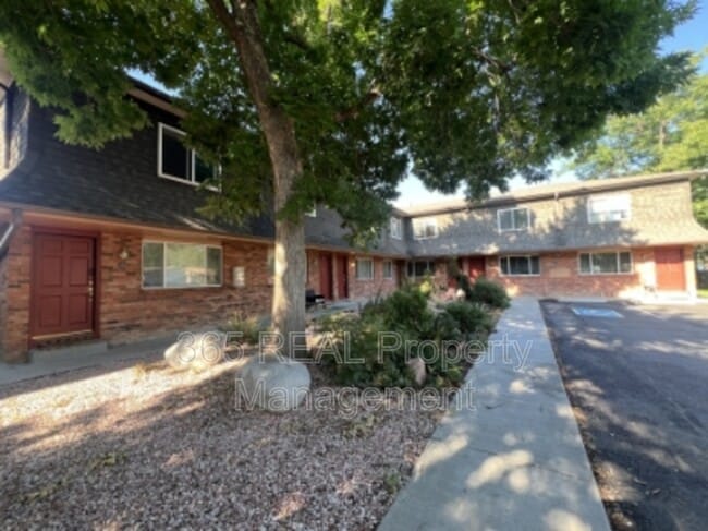 Building Photo - 1434 E 16th St