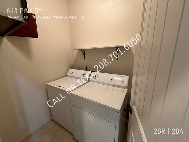 Photo - 613 E Pine Ave