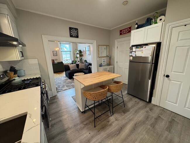 Photo - Updated 1 Bedroom in Downtown Amesbury - Available September 1st Unit 18-2