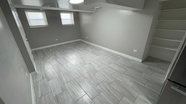 Photo - 5454 W Berteau Ave Unit B