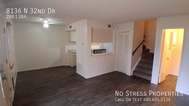 Photo - 8136 N 32nd Dr