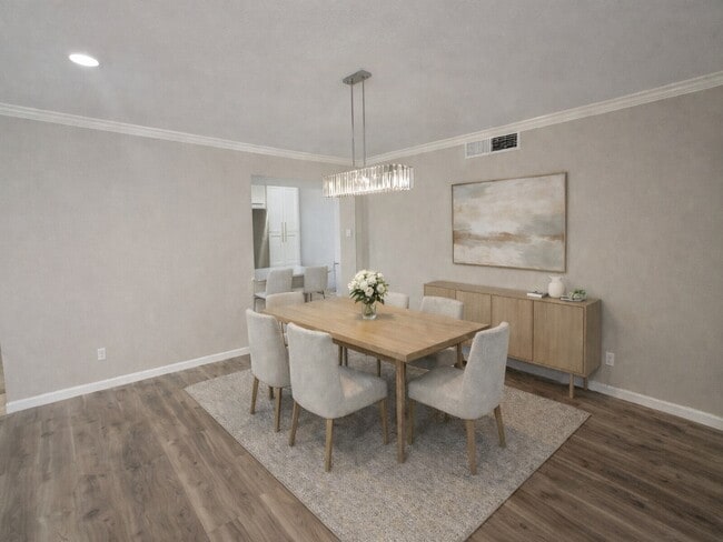 Photo - 5050 Ambassador Way Unidad 212