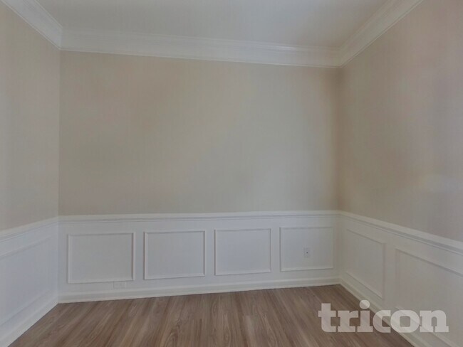 Photo - 2721 Forest Grove Ct