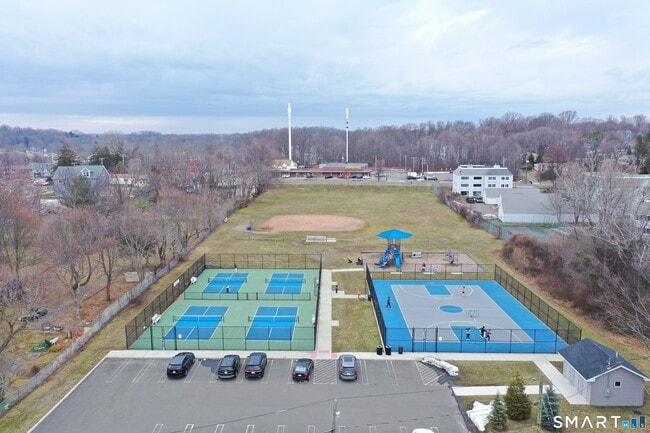 Photo - 185 Melba St Unit APT 204