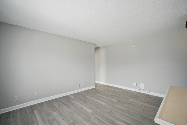 Photo - Ankeny Park Apartments - $99 first full mo...