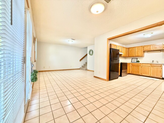 Photo - 105 Mountain View Dr
