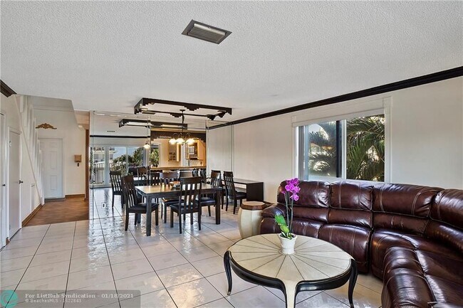 Photo - 3419 SE 8th St Townhome