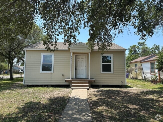 Building Photo - Ready for move in Rental