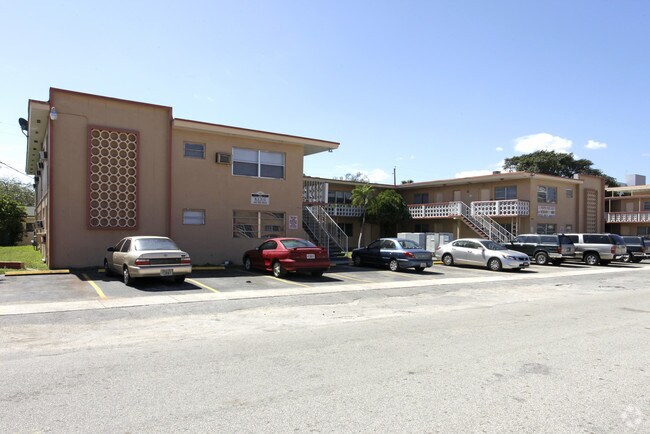 Photo - Lion King Apartments