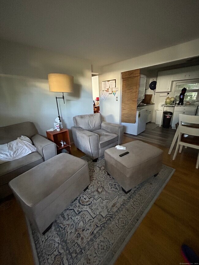 Photo - 76 Hurd St