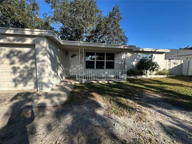 Photo - 2421 N 57th Terrace